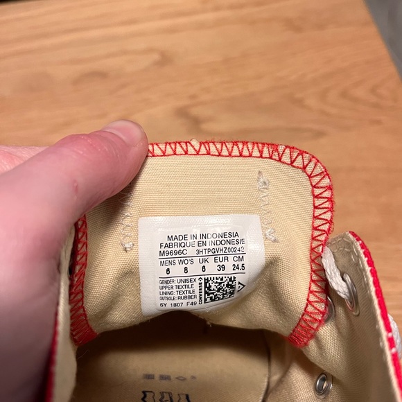 Red Converse - Picture 3 of 3